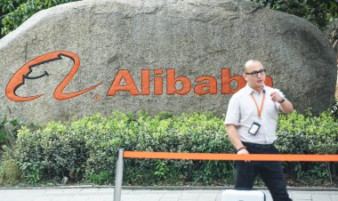 شركة Alibaba تنضم للسباق وتطور أداة على غرار ChatGPT