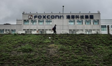 تقرير: Foxconn ساعدت في إقناع الصين بتخفيف قيود كوفيد-19