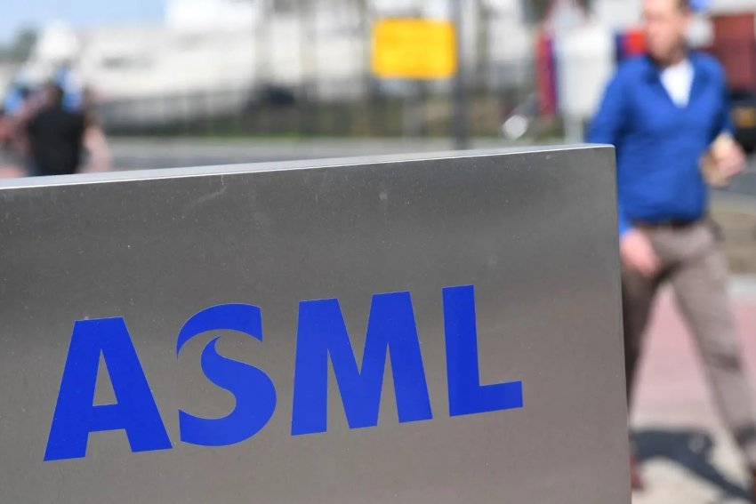 هولندا تخطف من الولايات المتحدة التحكم الفعلي في تصدير شحنات بعض آلات ASML