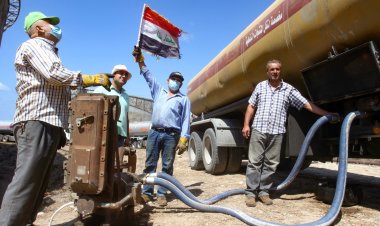 بعد قرار الرواتب.. مسؤول حكومي: مجلس الوزراء العراقي يناقش إرسال الوقود إلى لبنان