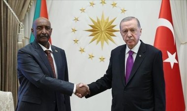 البرهان يؤكد لأردوغان ترحيبه بأي دور تركي يسهم في وقف الحرب بالسودان