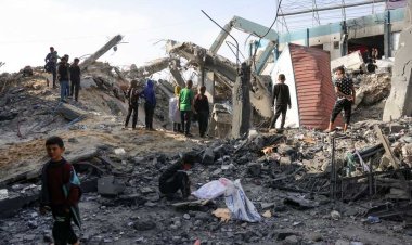 15 قتيلا بينهم أطفال في قصف إسرائيلي لمدرسة بغزة