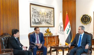 العراق وفرنسا يبحثان الجهود المشتركة للقضاء على العصابات الإرهابية