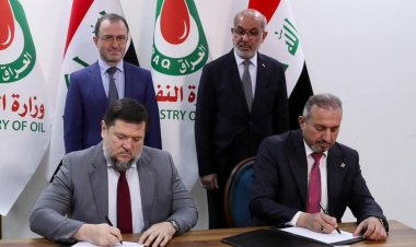 العراق يوقع عقدا مع "غازبروم" الروسية لرفع معدلات إنتاج النفط والغاز في حقل بدرة