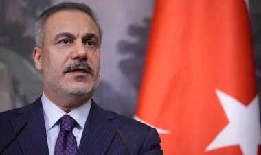 وزير الخارجية التركي: روسيا وأوكرانيا ترغبان بوقف إطلاق النار