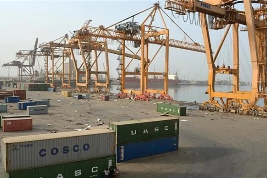 الجيش الإسرائيلي يأمر بإخلاء 3 موانئ باليمن