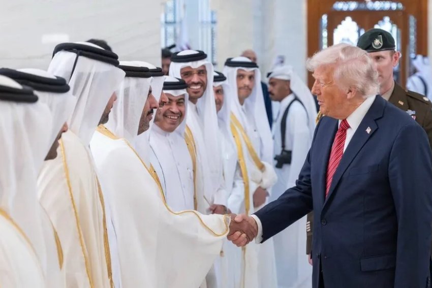 إعلام عبري: مواقف ترامب الدراماتيكية في الخليج ترعب إسرائيل