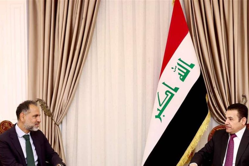 الاعرجي يؤكد للسفير البريطاني: الدبلوماسية أفضل حل للنزاعات والأزمات
