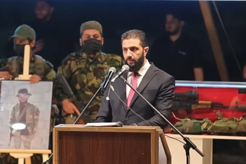 سوريا.. أحمد الشرع يشعل تفاعلا بتصريح "حربنا مع الطغاة انتهت" من حلب