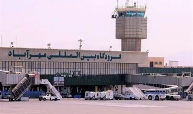 دوي أصوات انفجارات قرب مطار مهر آباد في طهران