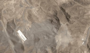 هكذا بدا محيط منشأة فوردو بعد القصف الأميركي