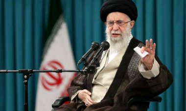 نيويورك تايمز: خامنئي في مخبأ سري والاتصال به برسائل مكتوبة