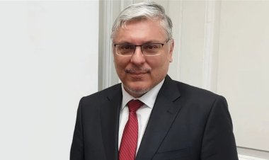 محمد جعفر الصدر لـالخارجية البريطانية: مالكم كيف تحكمون؟