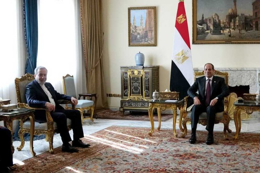 القاهرة.. السيسي يستقبل وزير الخارجية الإيراني