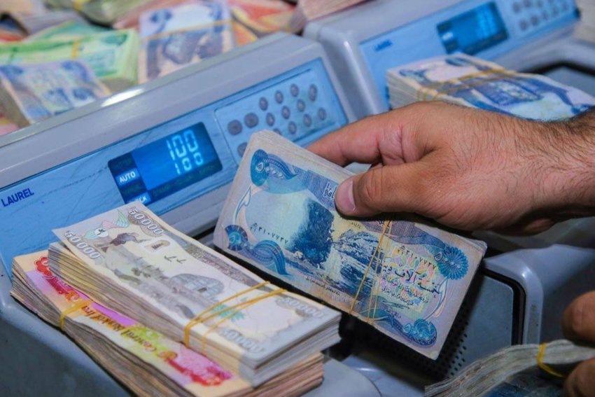 تحذير من ارتفاع "كارثي" من نفقات الحكومة العراقية على الرواتب