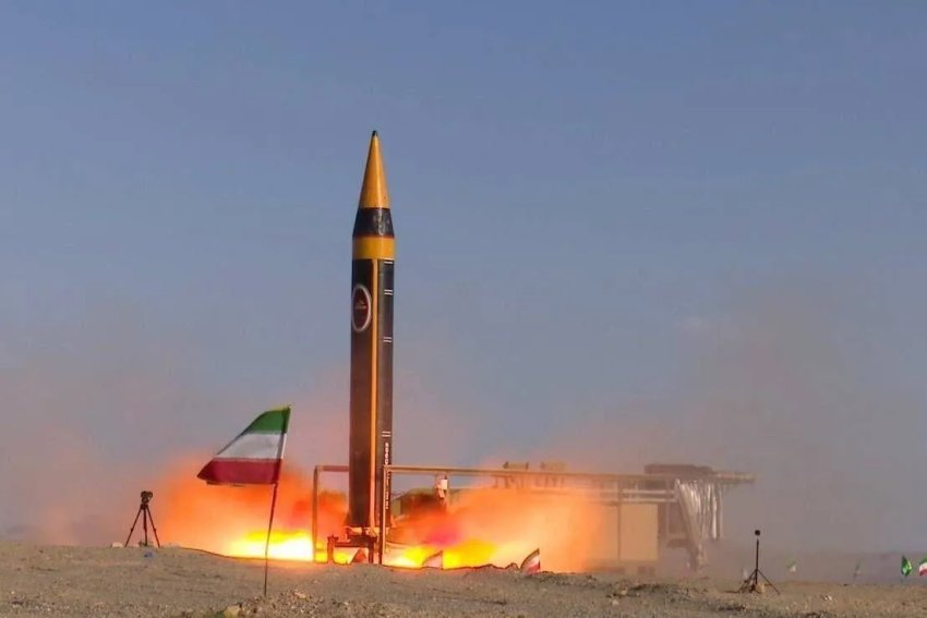 إيران: استخدام صواريخ عماد وقادر وخيبر في هجوم الليلة على حيفا وتل أبيب