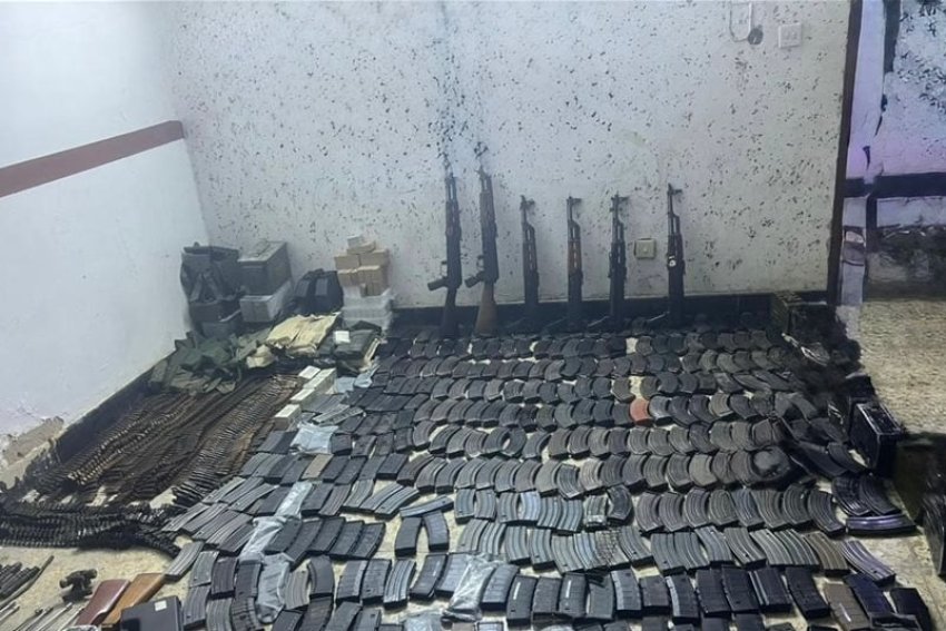 ضبط دار في مدينة الصدر يستخدم كمستودع للأسلحة والذخائر