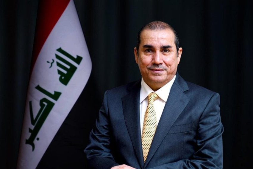 العراقيون العالقون.. الممر التركي سالك للعودة وسفارة بغداد: الـفيزا تمنح بالمطارات
