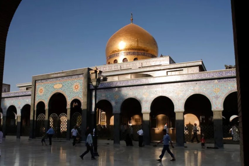 الرئاسة السورية تنفي إصدار قرار بمنع إقامة المجالس الحسينية بمنطقة السيدة زينب (ع)