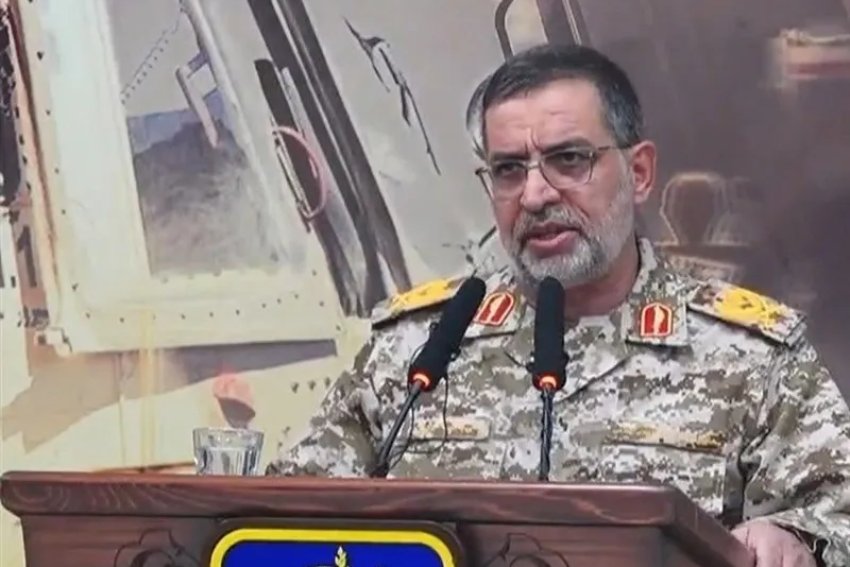 الحرس الثوري الإيراني: ننصح ترامب بأن يكف عن الثرثرة