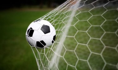 قبيل كأس العالم 2026.. تعديلات ثورية مرتقبة على قوانين كرة القدم
