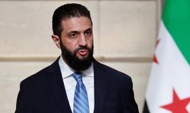 أحمد الشرع يعلق على أفعال بعض الدروز في السويداء والاستقواء بالخارج