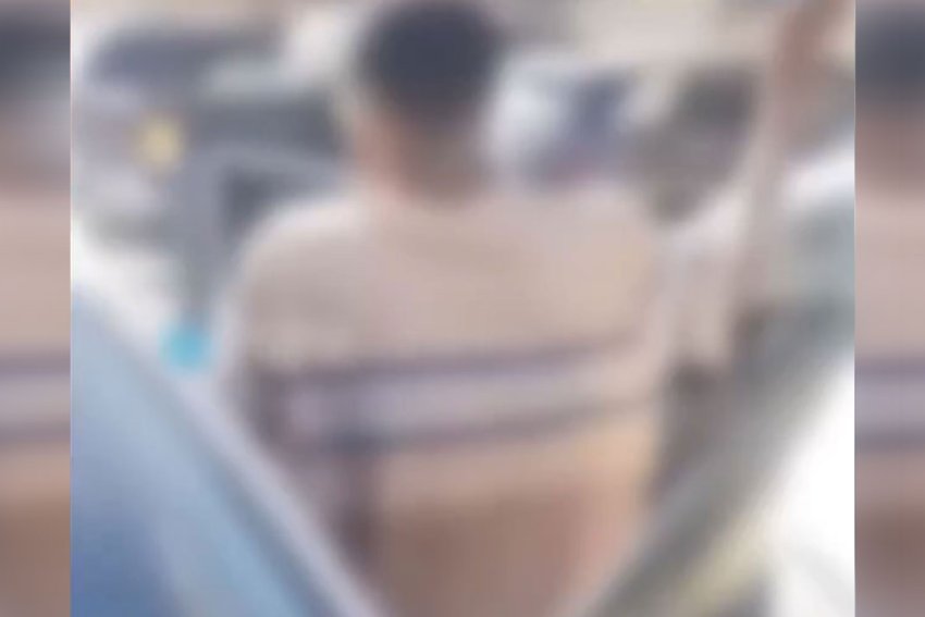 السعودية.. القبض على يمني بعد ايحاءات جنسية بفيديو أثار تفاعلا