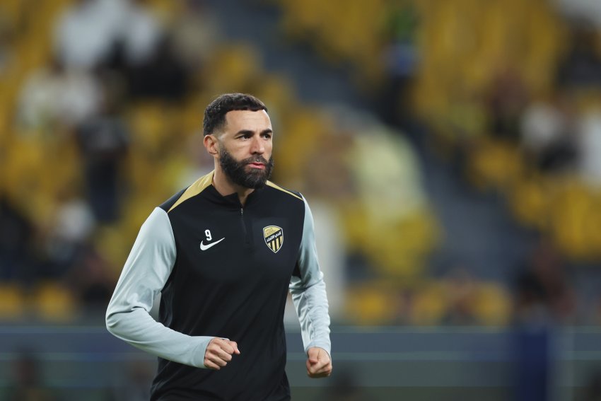 تفاعل مع عبارة قالها بنزيما خلال معسكر الاتحاد في إسبانيا