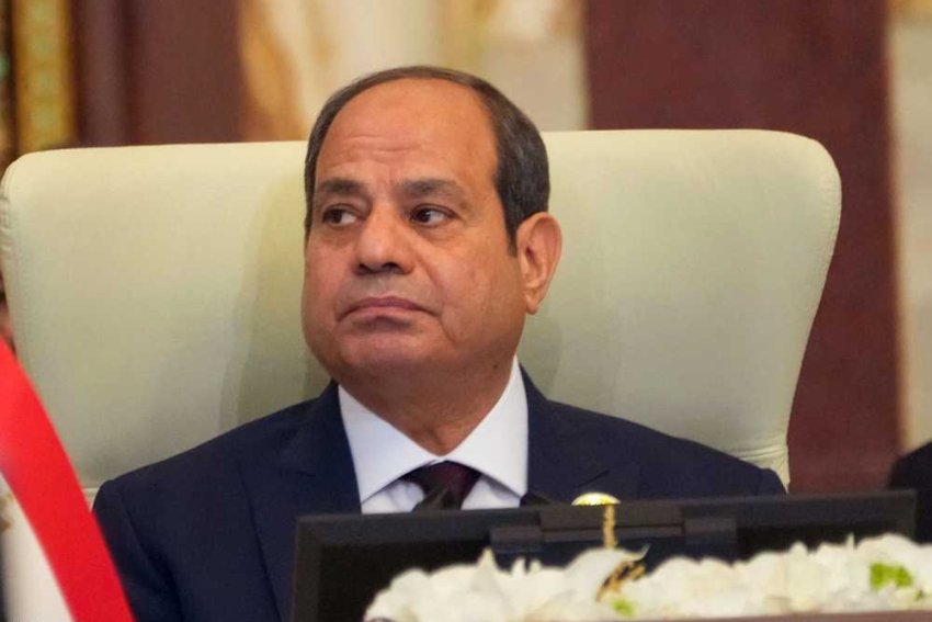 السيسي يشيد بقرار لندن بشأن توجهها للاعتراف بدولة فلسطين
