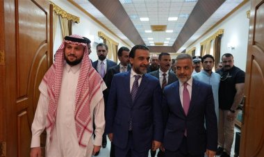 الحلبوسي يزور مضيف الشيخ أحمد المهيري في الحويجة