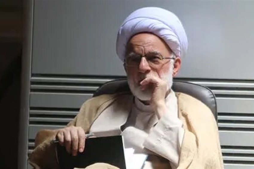 ممثل المرشد الأعلى: على العراقيين ان لا يسمحوا بنزع سلاح الحشد