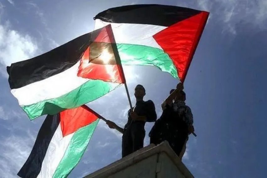الرئاسة الفلسطينية تنفي الأنباء عن تعيين شخصية لإدارة قطاع غزة
