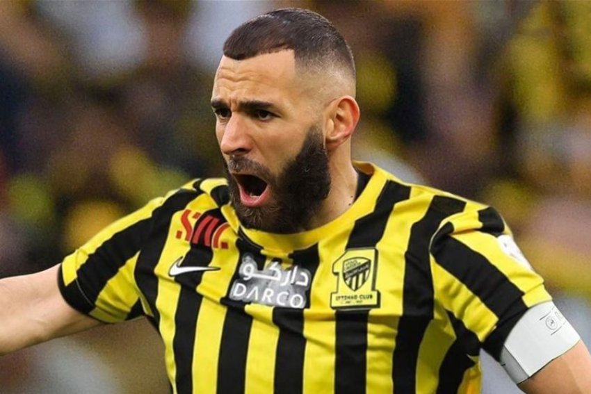 ما حقيقة انتقال بنزيما الى بنفيكا ؟.. مورينيو يجيب