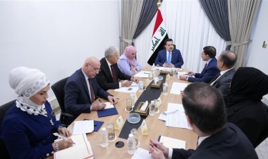 السوداني يترأس اجتماعاً بشأن تفعيل إجراءات تمويل مشاريع المبادرة الصناعية ويصدر توجيهات