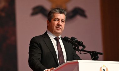 بارزاني: تجاوزنا الأزمات رغم محاولات الإحباط وقطع الميزانية