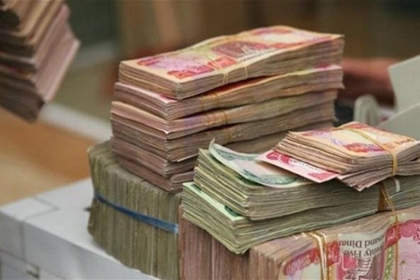 وزير التعليم وكالة يعلن تلقي حسابات الوزارة إشعارات صرف الرواتب كاملة