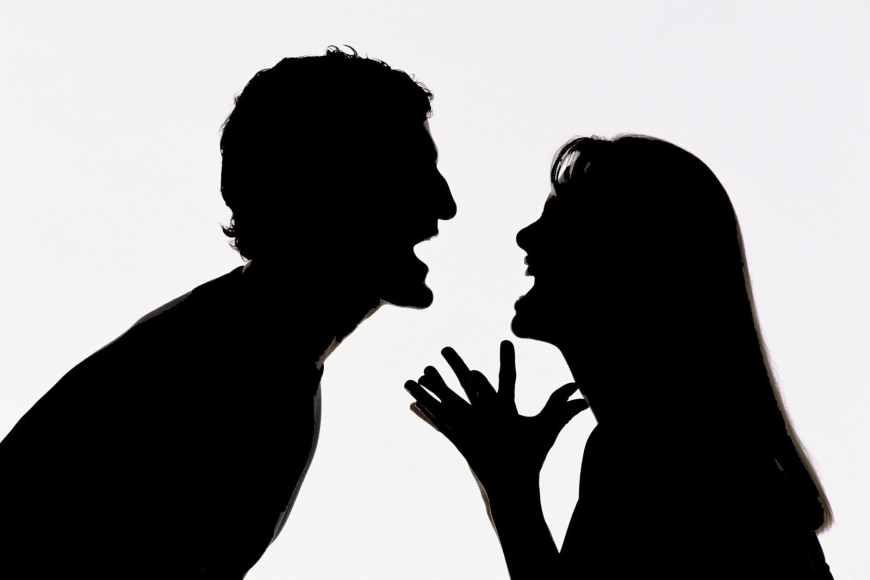 النجف.. رجل وزوجته يتقاتلان حتى الموت