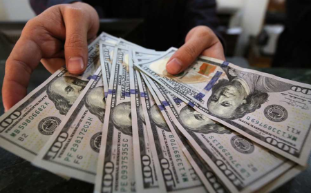 الدولار يرتفع أمام الدينار العراقي