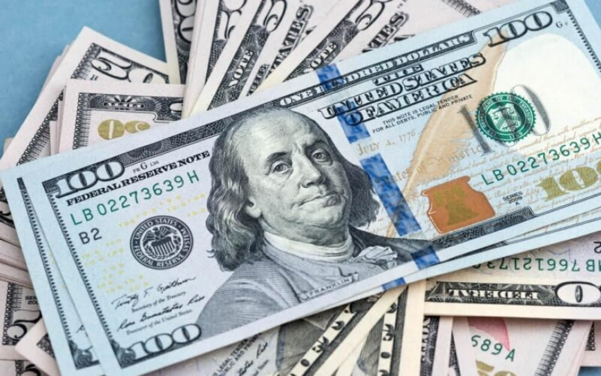 ارتفاع أسعار الدولار في بغداد وأربيل