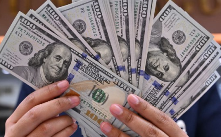 الدولار يرتفع مقابل الدينار في بغداد و اربيل مع بداية الأسبوع