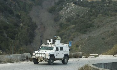 اليونيفيل: مسيرة إسرائيلية ألقت قنبلة قرب إحدى دورياتنا بجنوب لبنان ولا إصابات