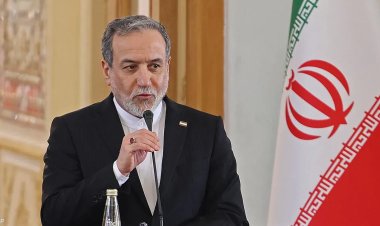 وزير الخارجية الإيراني لترامب: الحرب ستكون شاملة وشرسة