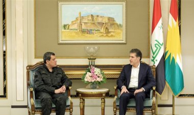 بارزاني يستقبل عبدي في أربيل: دعوة لاستئناف الحوار مع دمشق وحماية حقوق الكرد