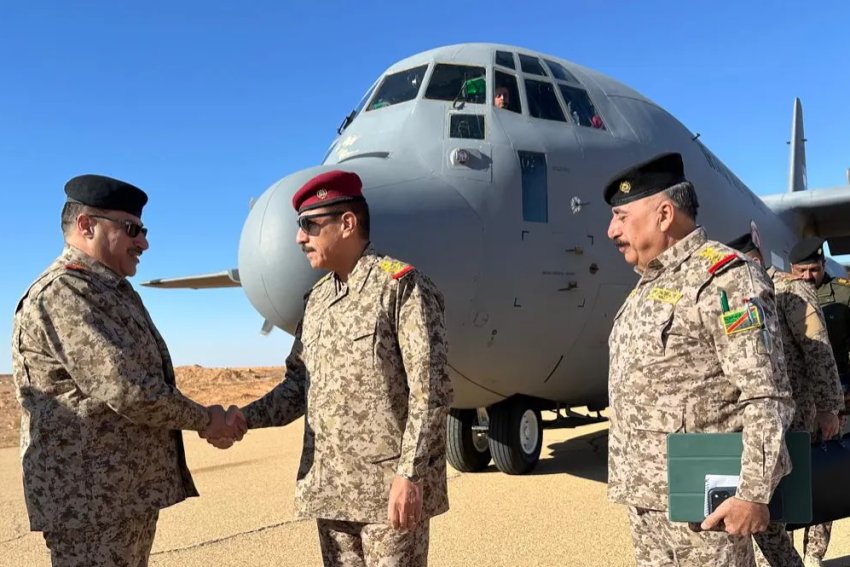 وفد عسكري عراقي رفيع يصل الى الشريط الحدودي مع سوريا