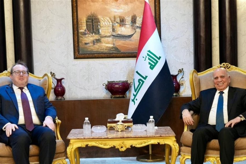 بغداد تبحث مع واشنطن أوضاع سوريا وتؤكد ضرورة منع عناصر داعش من الفرار