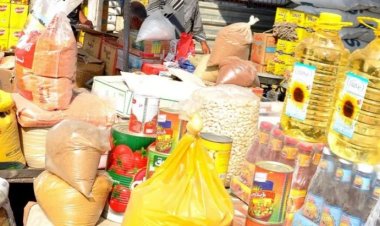 التجارة تؤكد استمرار الحصة التموينية لأصحاب الرواتب المرتفعة