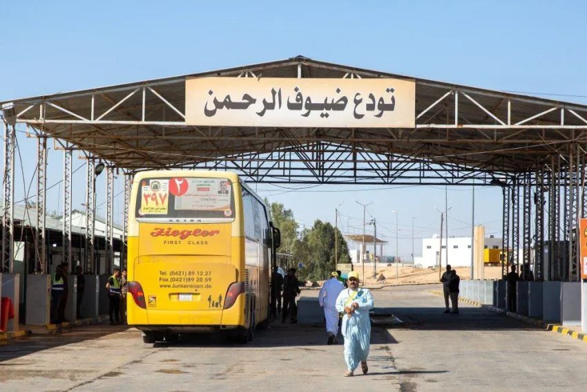 هيئة الحج تطلب من المركزي شمول حجاج البر بدولار المسافرين