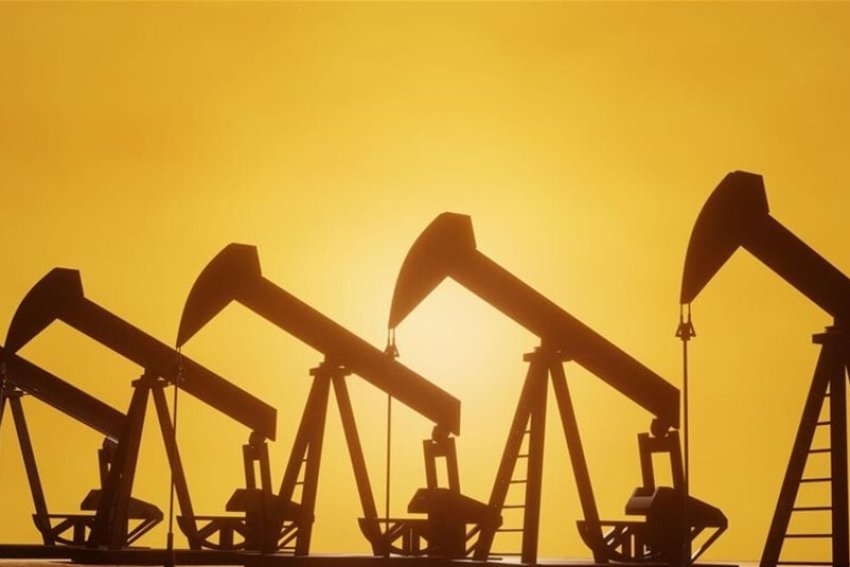 أسعار النفط ترتفع لليوم الثالث على التوالي وسط مخاوف الامدادات