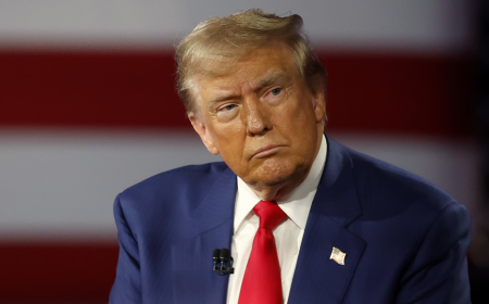 ترامب "يفكر" بإرسال مجموعة حاملات طائرات ضاربة أخرى إلى الشرق الأوسط إذا فشلت محادثات إيران