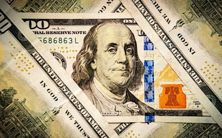 لماذا يرتفع الدولار في العراق؟ الأسباب الحقيقية وتأثير غلق مضيق هرمز